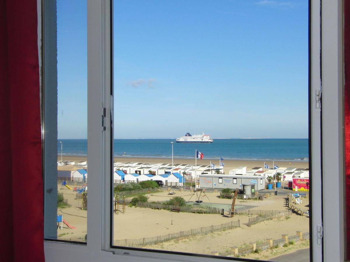 Studio Vue Sur Mer Apartamento Calais Exterior foto